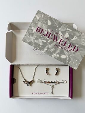 Bomb Party Glam Box (2022) - “The Daphne Set” RBP4878